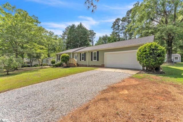 210 Chickamauga Lane, Simpsonville, SC 29681