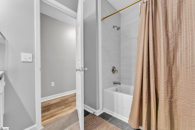 210 Chickamauga Lane, Simpsonville, SC 29681