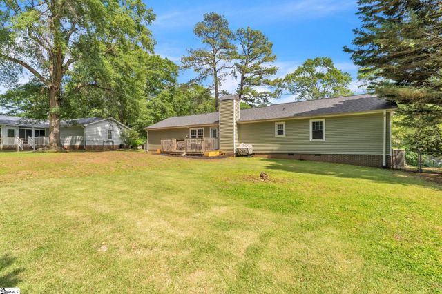 210 Chickamauga Lane, Simpsonville, SC 29681