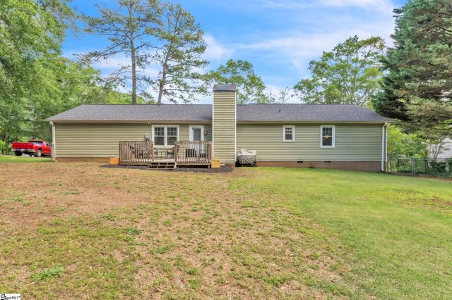 210 Chickamauga Lane, Simpsonville, SC 29681