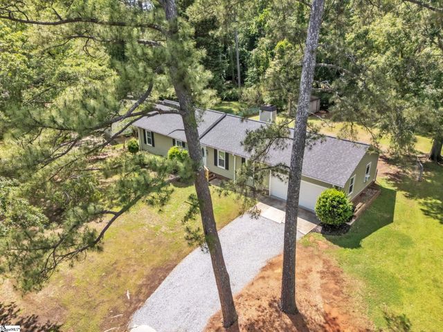 210 Chickamauga Lane, Simpsonville, SC 29681