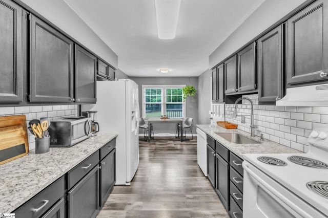 210 Chickamauga Lane, Simpsonville, SC 29681