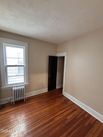 20 Delaware Terrace, Albany, NY 12209