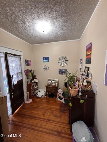20 Delaware Terrace, Albany, NY 12209