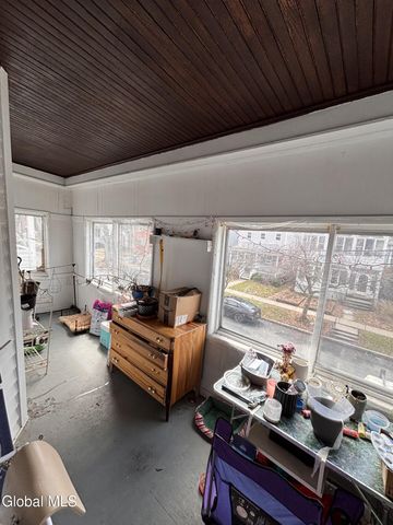 20 Delaware Terrace, Albany, NY 12209