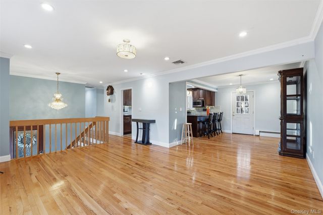 6 Cider Mill Court, New City, NY 10956