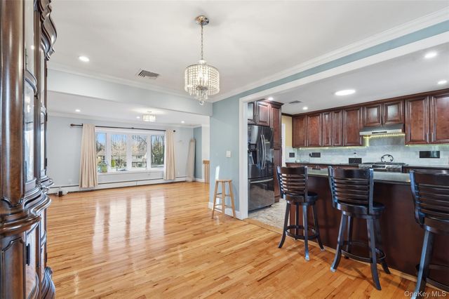 6 Cider Mill Court, New City, NY 10956