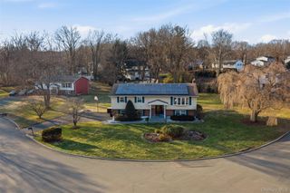 6 Cider Mill Court, New City, NY 10956