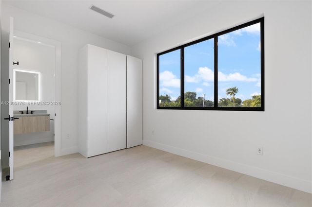 2787 SW 34th Ave, Miami, FL 33133