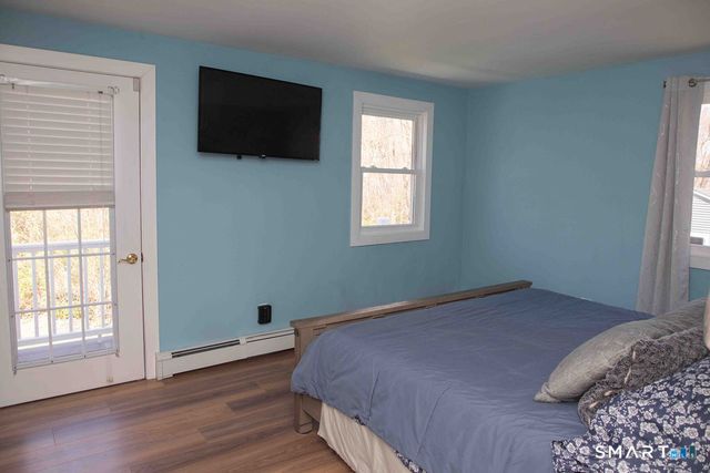 27 Old Skinner Street, East Hampton, CT 06424