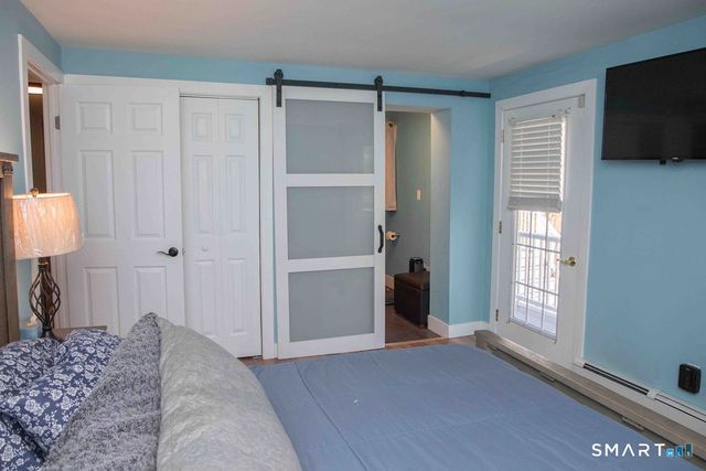 27 Old Skinner Street, East Hampton, CT 06424