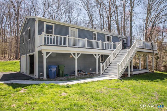 27 Old Skinner Street, East Hampton, CT 06424