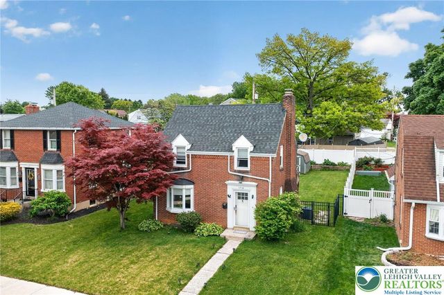 1716 Carlisle Street, Bethlehem City, PA 18017