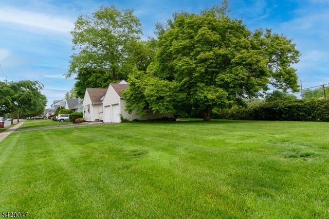 98 Bromley Pl, Nutley Twp., NJ 07110