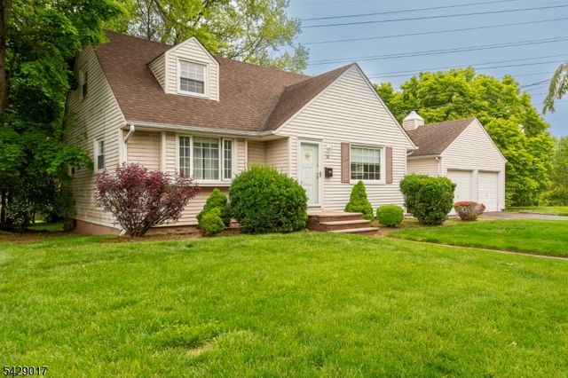 98 Bromley Pl, Nutley Twp., NJ 07110