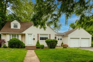 98 Bromley Pl, Nutley Twp., NJ 07110