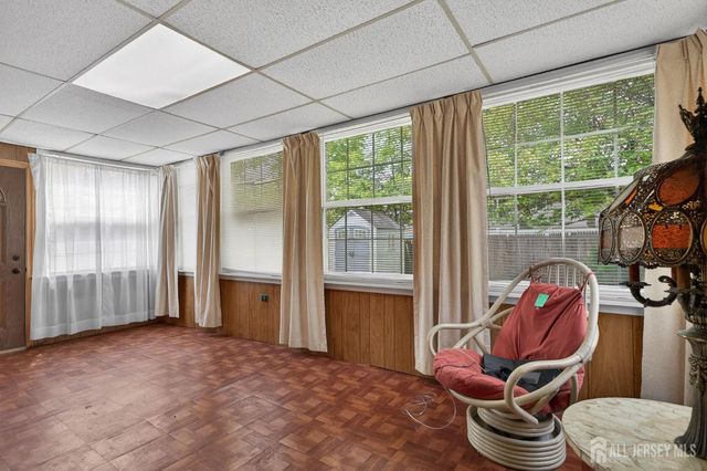 24 Moryan Road, Edison, NJ 08817