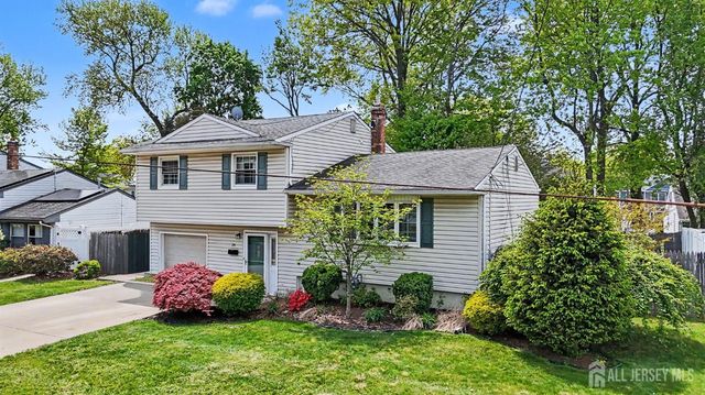 24 Moryan Road, Edison, NJ 08817