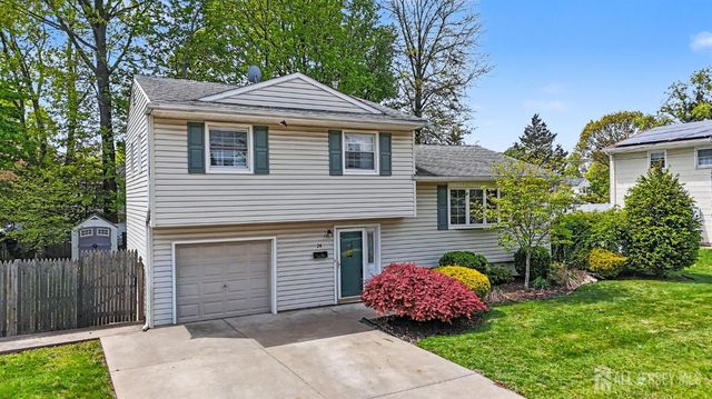 24 Moryan Road, Edison, NJ 08817