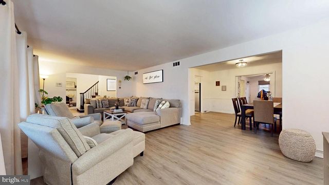 2459 BUTTONWOOD DR, Vineland, NJ 08361