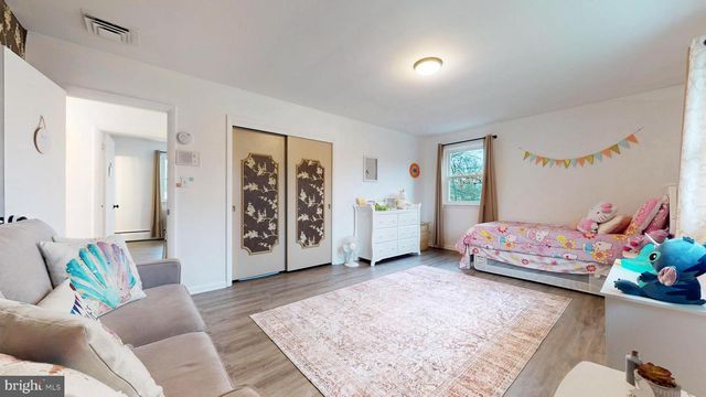 2459 BUTTONWOOD DR, Vineland, NJ 08361