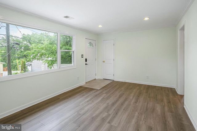 614 LARCHMONT AVE, Capitol Heights, MD 20743
