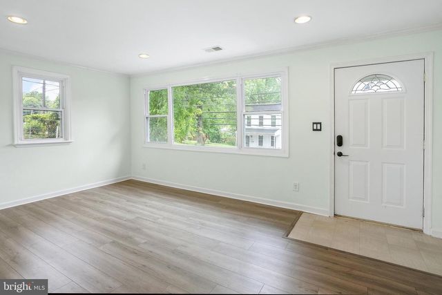 614 LARCHMONT AVE, Capitol Heights, MD 20743