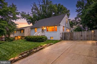 614 LARCHMONT AVE, Capitol Heights, MD 20743