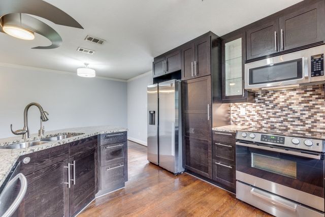 9520 Ash Creek Drive, Dallas, TX 75228