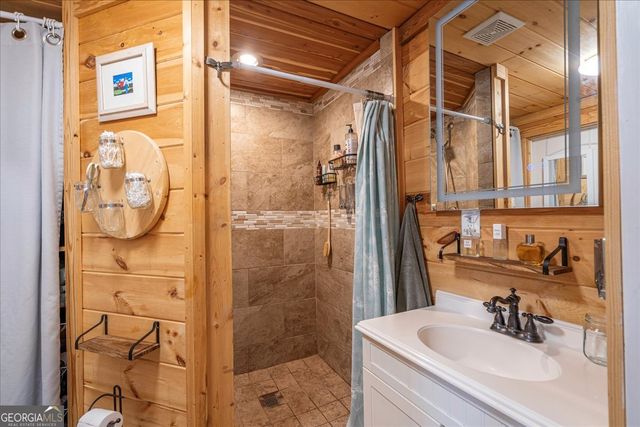 102 Beaverdam Creek Road, Winterville, GA 30683