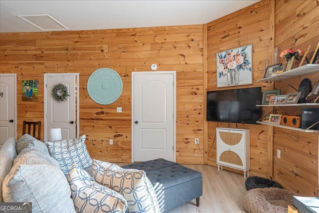 102 Beaverdam Creek Road, Winterville, GA 30683