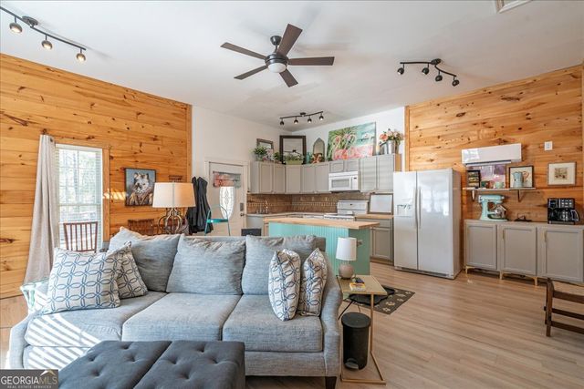 102 Beaverdam Creek Road, Winterville, GA 30683