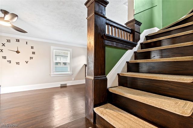 958 W Exchange Street, Akron, OH 44302