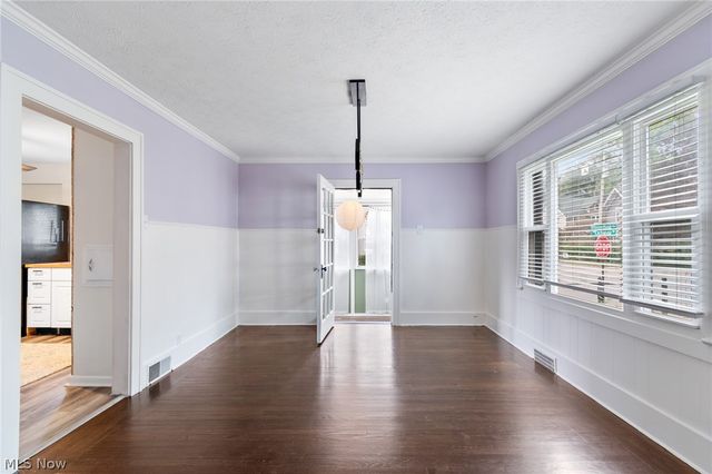 958 W Exchange Street, Akron, OH 44302