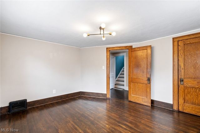 958 W Exchange Street, Akron, OH 44302