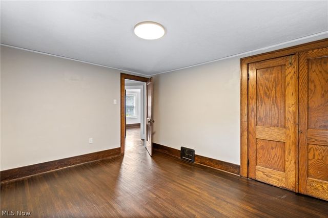 958 W Exchange Street, Akron, OH 44302