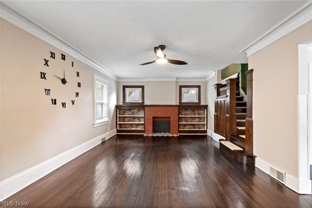 958 W Exchange Street, Akron, OH 44302