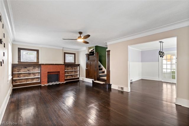 958 W Exchange Street, Akron, OH 44302