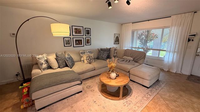 22743 SW 56th Ave, Boca Raton, FL 33433