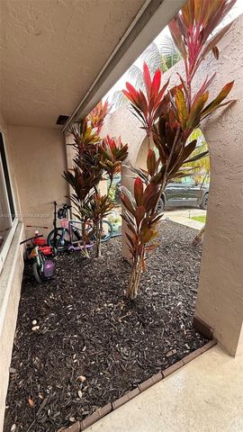 22743 SW 56th Ave, Boca Raton, FL 33433