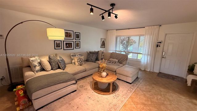 22743 SW 56th Ave, Boca Raton, FL 33433