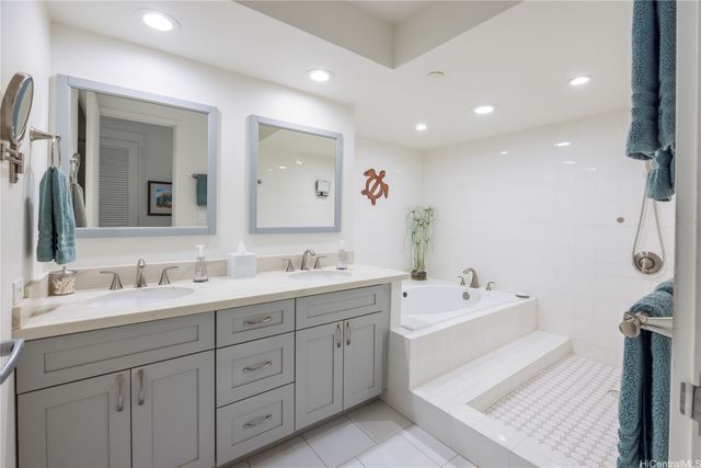 1015 Wilder Avenue 1104, Honolulu, HI 96822