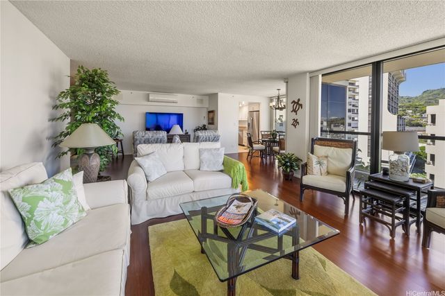 1015 Wilder Avenue 1104, Honolulu, HI 96822