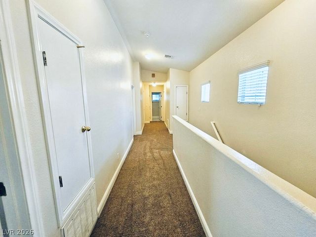 5953 Crumbling Ridge Street, Henderson, NV 89011