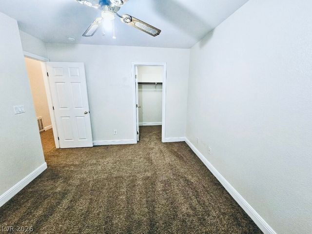 5953 Crumbling Ridge Street, Henderson, NV 89011