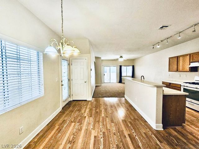 5953 Crumbling Ridge Street, Henderson, NV 89011
