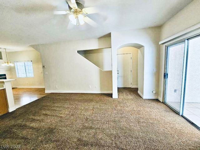 5953 Crumbling Ridge Street, Henderson, NV 89011
