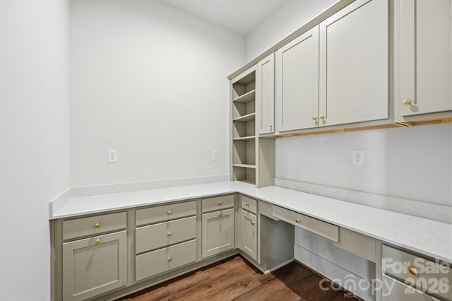 7237 Westrow Avenue, Charlotte, NC 28278