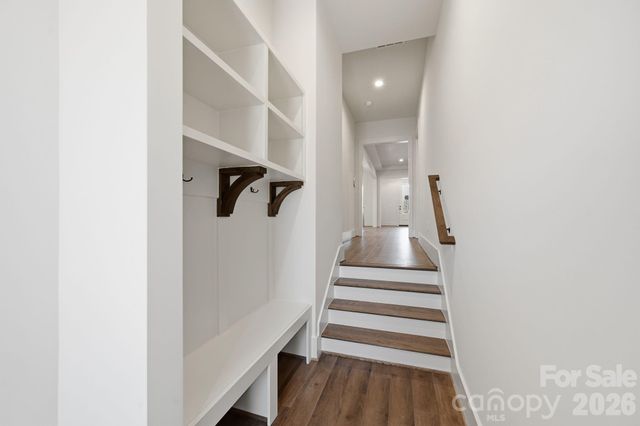 7237 Westrow Avenue, Charlotte, NC 28278