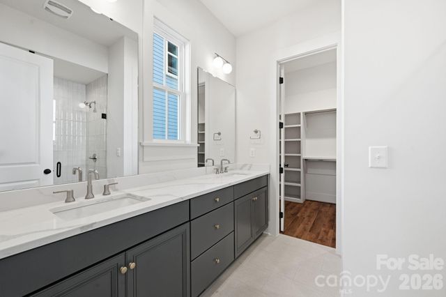 7237 Westrow Avenue, Charlotte, NC 28278